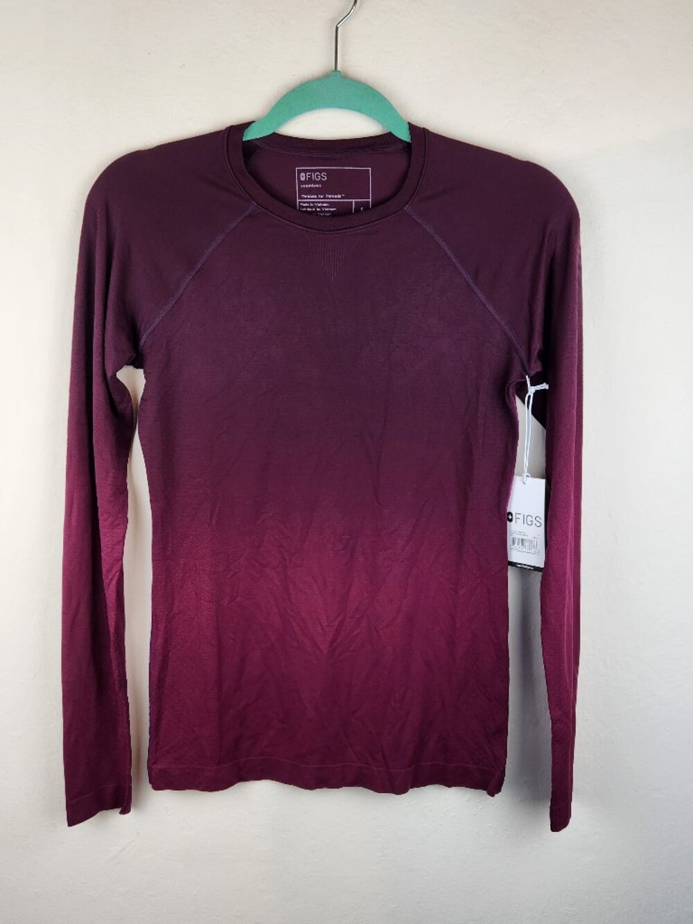 NWT FIGS Salta Seamless Longsleeve Underscrub Shirt Ombre Purple sz S